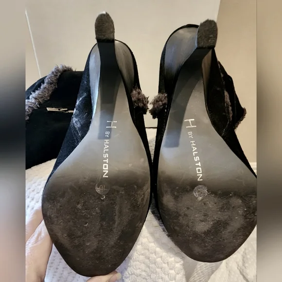 H by Halston Suede Knee High High Heeled Boots with Sheepskin. Size 10 - Picture 4 of 5